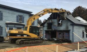 Lý do chủ đầu tư nên thu mua xác nhà cũ trước khi thi công