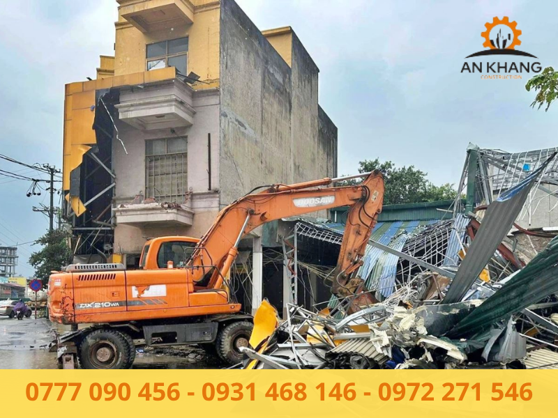 Phá dỡ nhà có cần xin phép không?