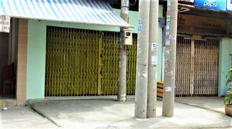 Cổng hướng vào vật nhọn