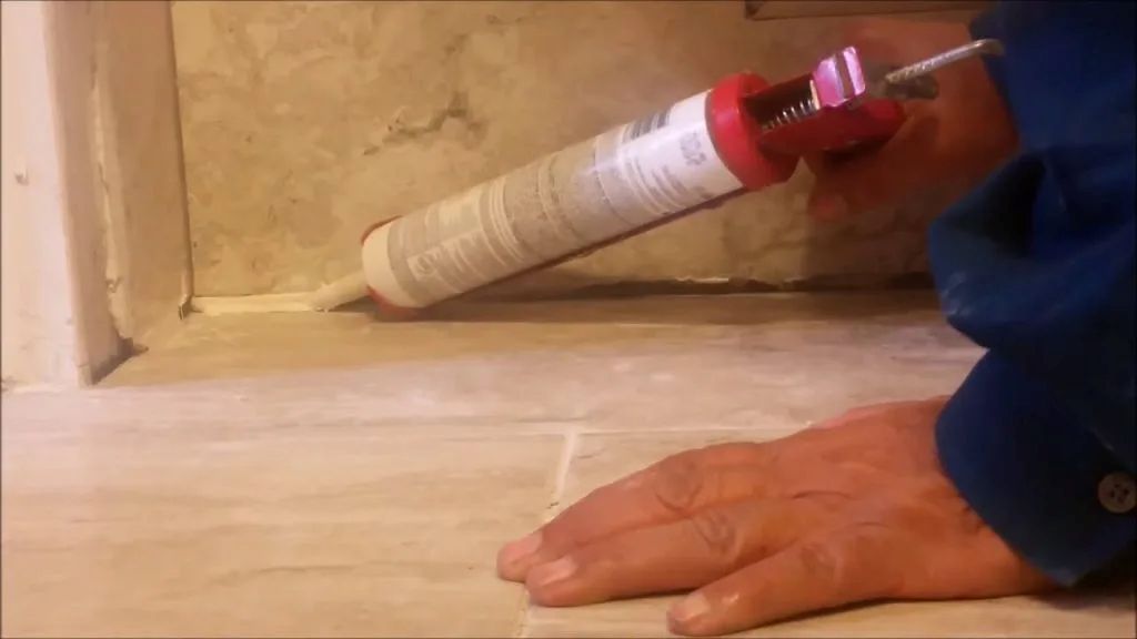 Làm lại lớp chống thấm cho nền nhà