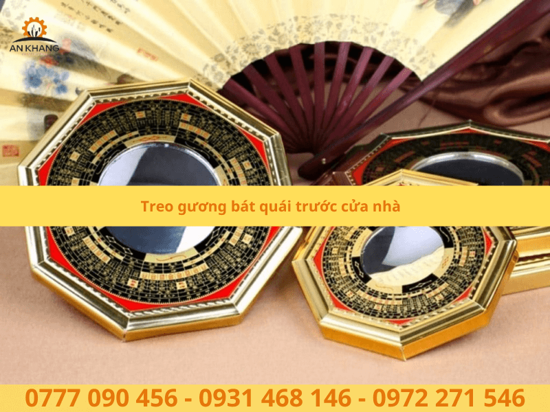 Treo gương bát quái trước của nhà